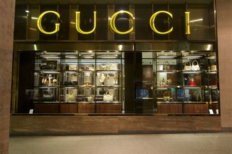 Gucci becomes first major brand to accept ApeCoin payments